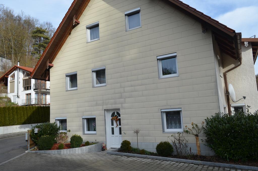 Unterkunft Fuer Arbeiter Und Monteure Grafrath  Bagian luar foto